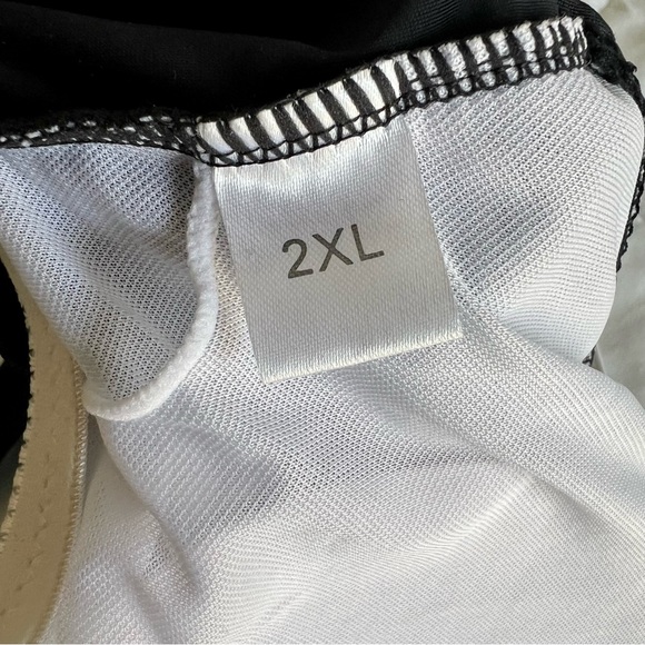 New One Piece Swimsuit - Picture 4 of 4